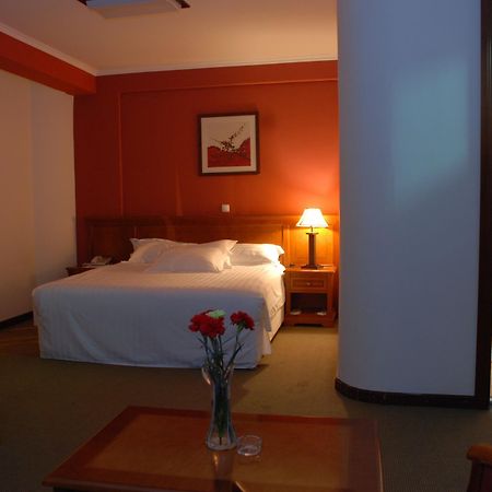 Adot Tina Hotel Adis Abeba Quarto foto